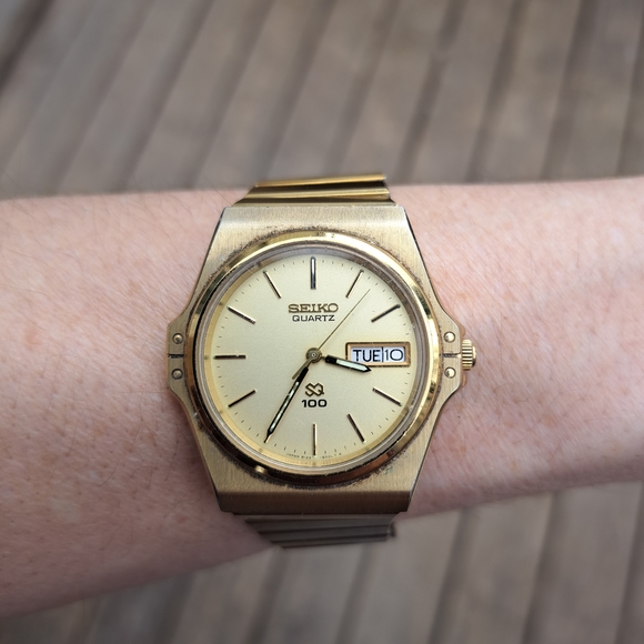 Seiko Other - Vintage 1980's Seiko SQ 100 watch, with model reference 8123-5039.
